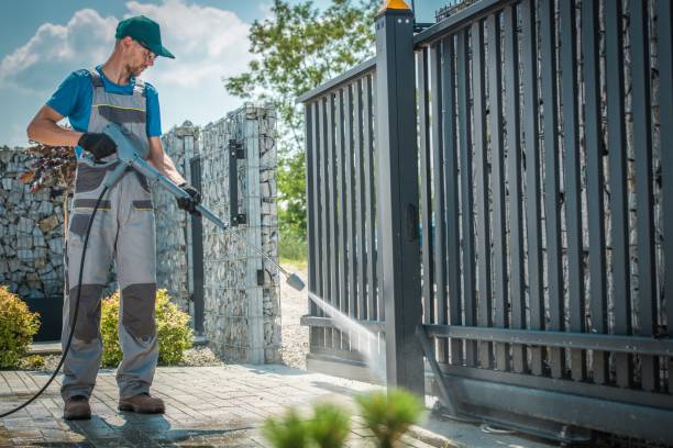 Best Sidewalk and Walkway Cleaning  in East Porterville, CA